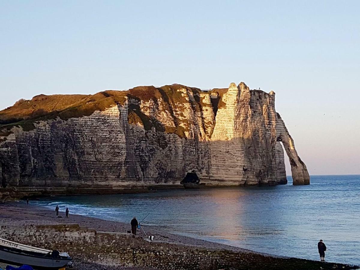 Villa Comme Un Poisson Dans L'Eau Étretat Esterno foto